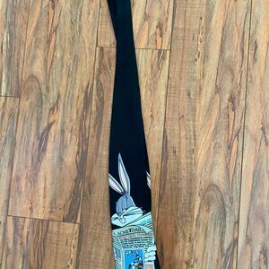 Warner Bros Bugs Bunny Silk Necktie Reading Newspaper Cartoon Mens Tie